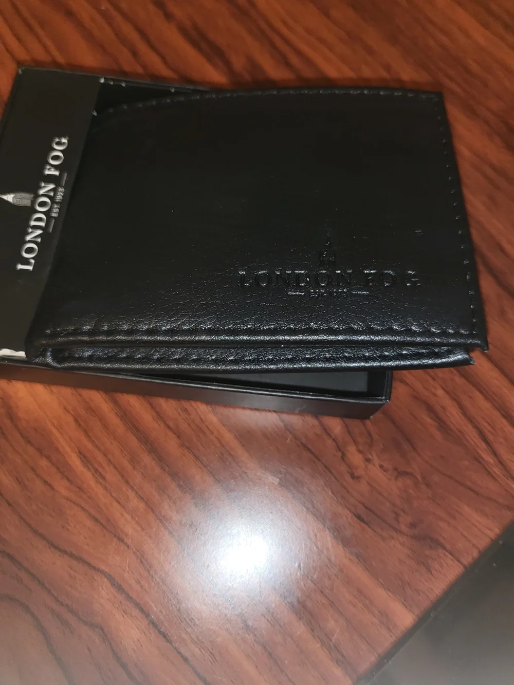 NWT London Fog Men’s Black Leather Wallet
